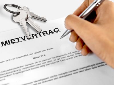Teilvermietung des Eigenheims: Versteckte Risiken aufgedeckt! Die Teilvermietung des eigenen Hauses kann attraktive Vorteile bieten, birgt jedoch auch Risiken. Dabei sollten besonders rechtliche und versicherungstechnische Aspekte beachtet werden, um unangenehme Überraschungen zu vermeiden. Landsberg am Lech, Kaufering, Penzing, Buchloe, Augsburg, Türkheim, Fürstenfeldbruck, Dachau